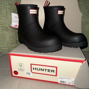 NWT | HUNTER BOOTS : Women’s Insulated Short Boots | Black Size 8 |